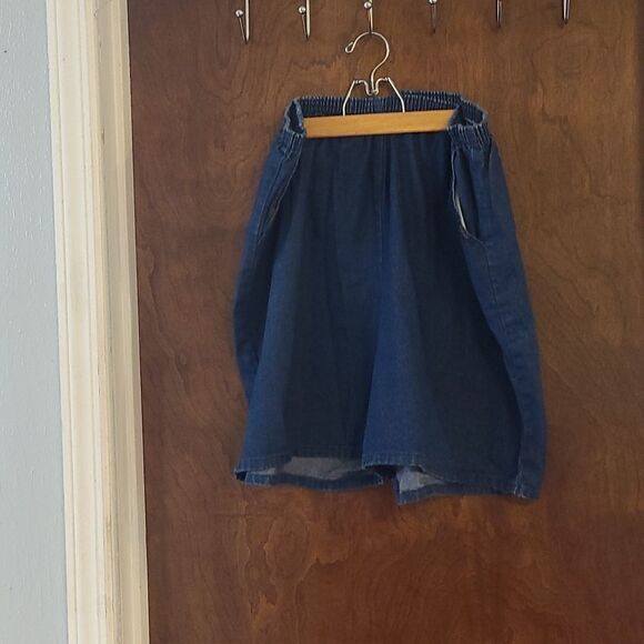 CHIC Ladies Blue Jean Shorts Size 22 W - Picture 1 of 5